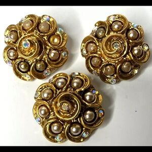 Claire Deve Clip Earrings & Brooch Set